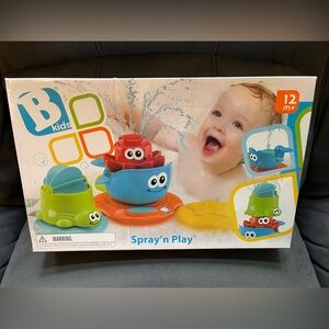 B kids Spray n’ Play bath toy